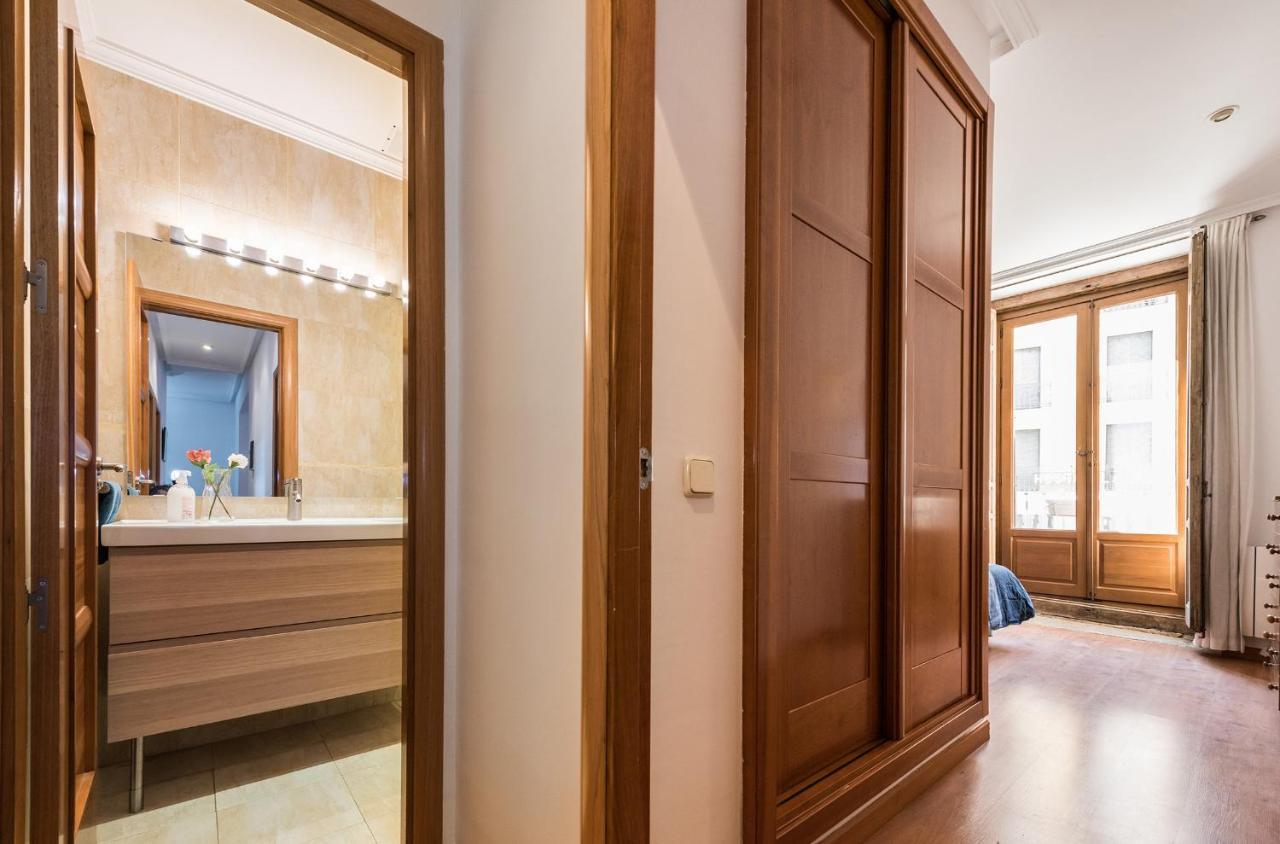 Apartamento A Dos Pasos De La Plaza Mayor Madrid Luaran gambar
